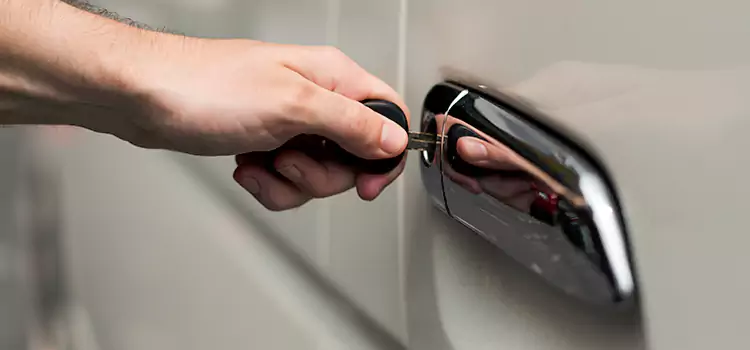 Why Choose Our Auto Locksmith Team in Sioux City, IA?